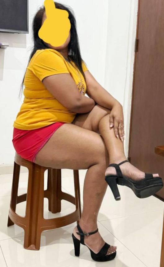 Hot And Sexy Girl Ma...